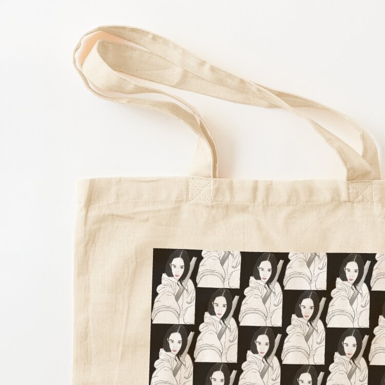 Bolsa Tote para Mulheres com E - Women Fashion Pose avaliação e preço