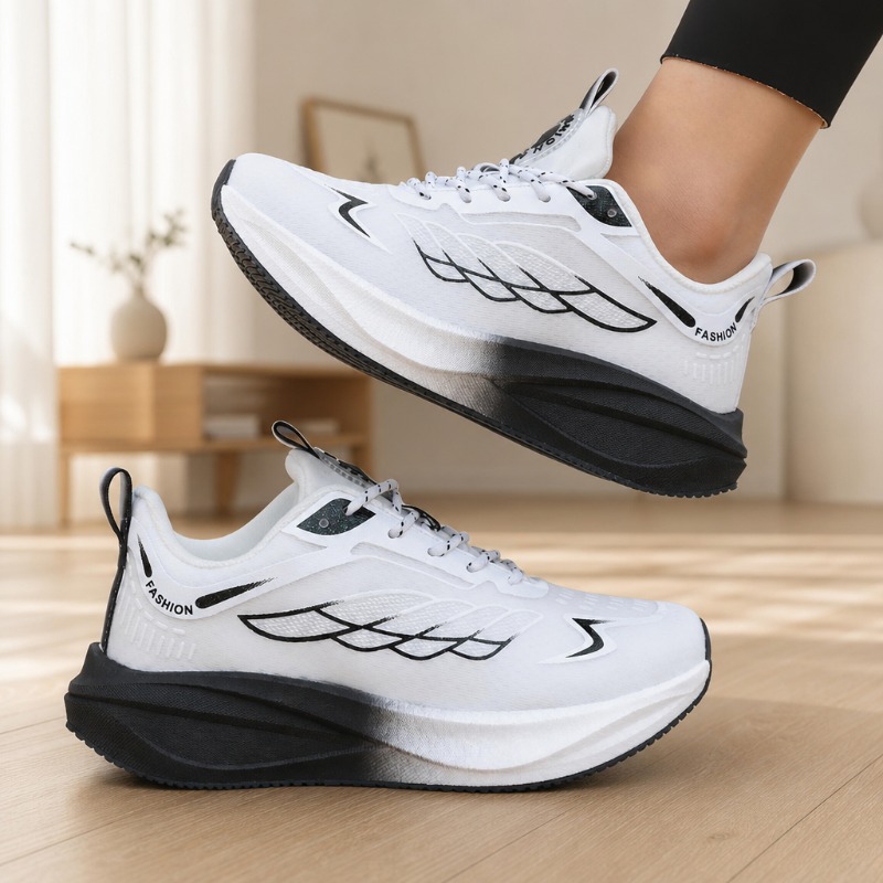 Tênis Feminino de Corrida com  - New Balance Fashion Women avaliação e preço