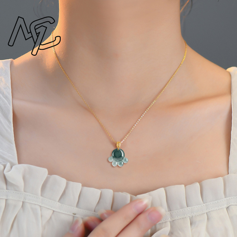 Colar com Pingente de Jade Nat - Women Fashion Necklace avaliação e preço
